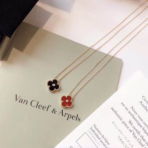 Van Cleef & Arpels necklace 04lyh28 (7)