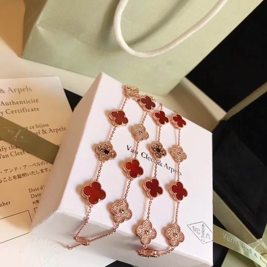 Van Cleef & Arpels necklace 04lyh30 (5)