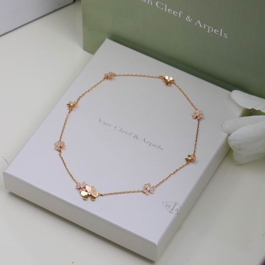 Van Cleef & Arpels necklace 04lyh32 (4)