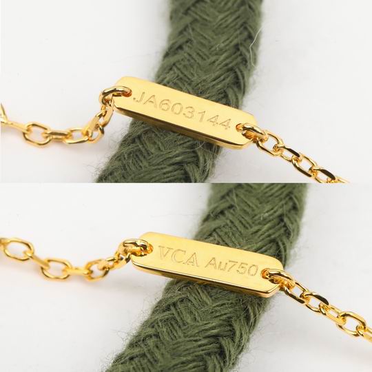 Van Cleef & Arpels necklace 05lyh35 (4)