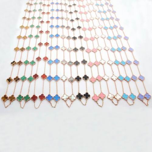 Van Cleef & Arpels necklace 05lyh37 (2)