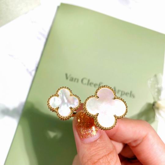 Van Cleef & Arpels ring 04lyh10 (3)