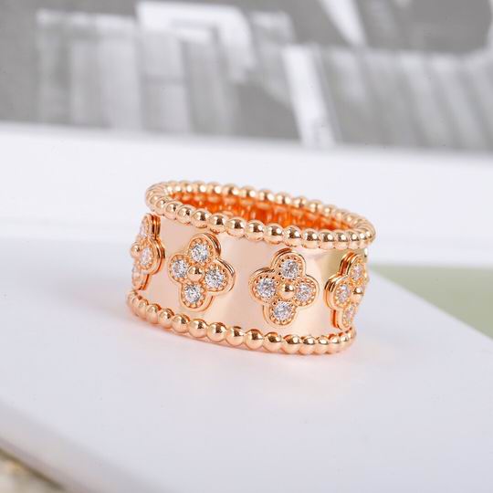 Van Cleef & Arpels ring 04lyh13 (2)