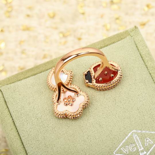 Van Cleef & Arpels ring 06lyh14 (3)