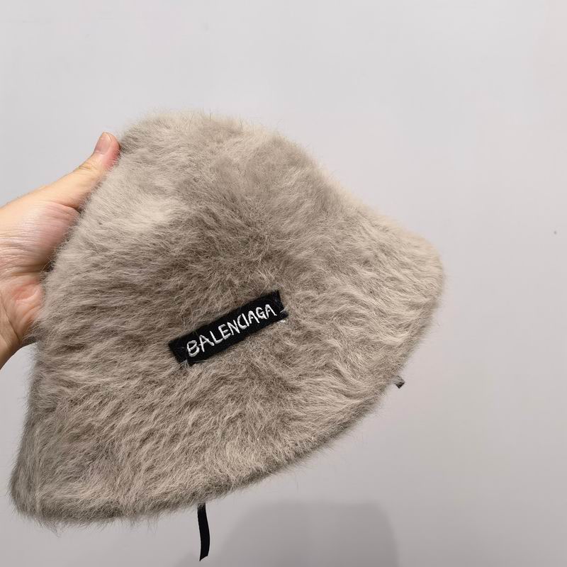 Balenciaga hat dx (4)