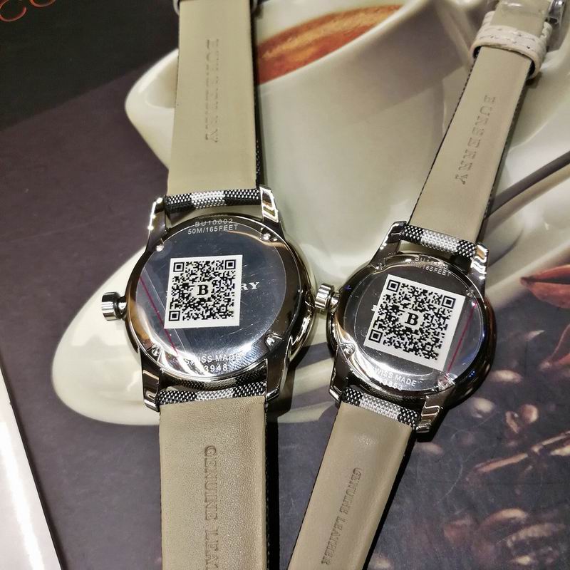 Burberry 40mm 32mm 57 (3)