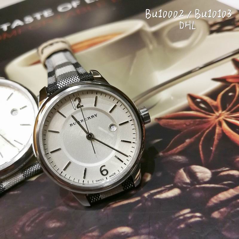 Burberry 40mm 32mm 57 (7)