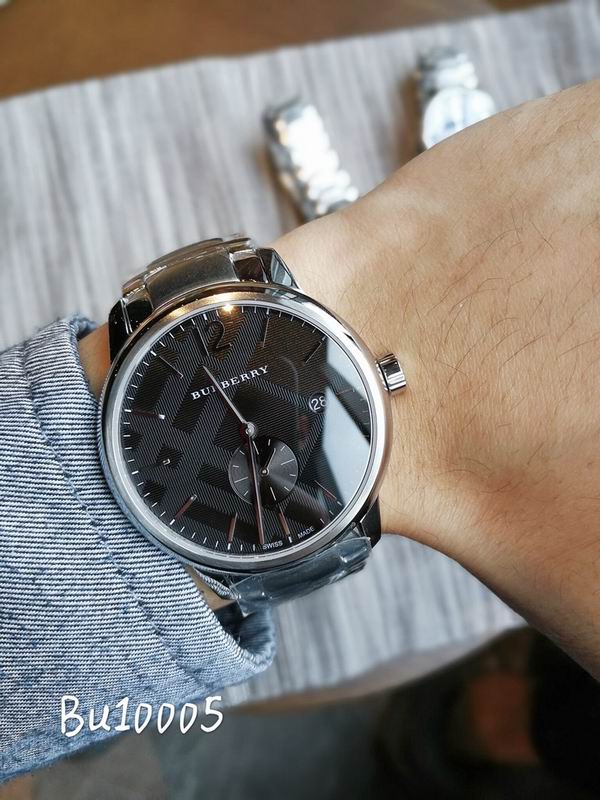 Burberry 40mm 54 (21)