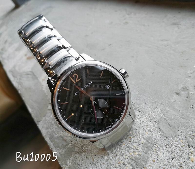 Burberry 40mm 54 (22)