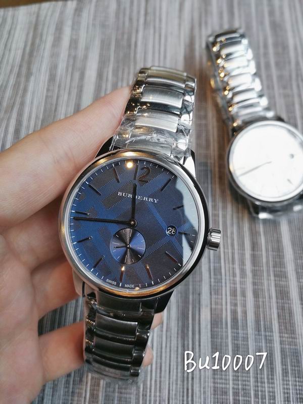 Burberry 40mm 54 (9)