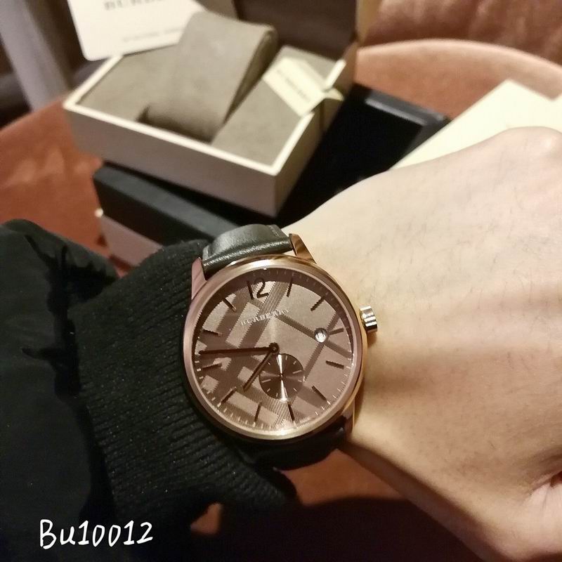 Burberry 40mm 55 (1)