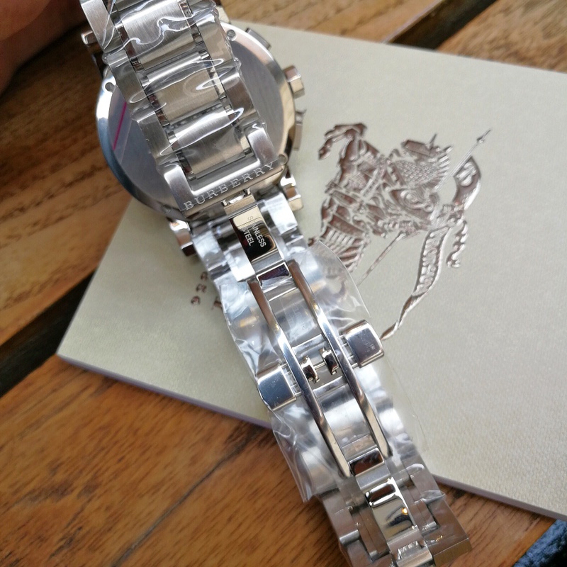 Burberry 43mm 61 (4)