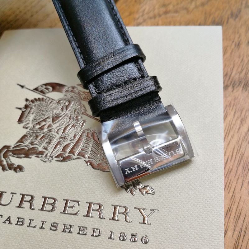 Burberry 43mm 62 (13)