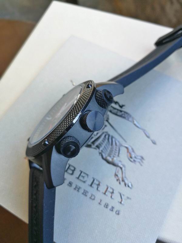 Burberry 45mm 63 (4)