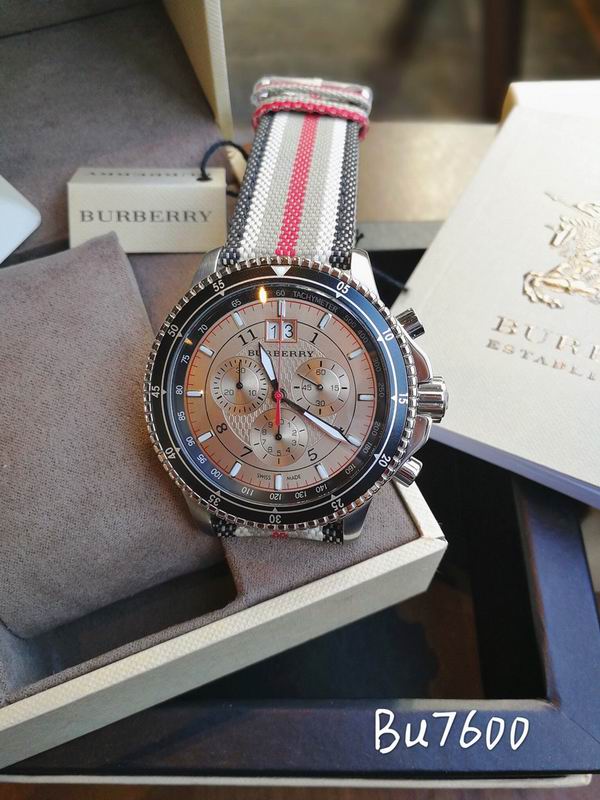 Burberry 45mm 64 (5)