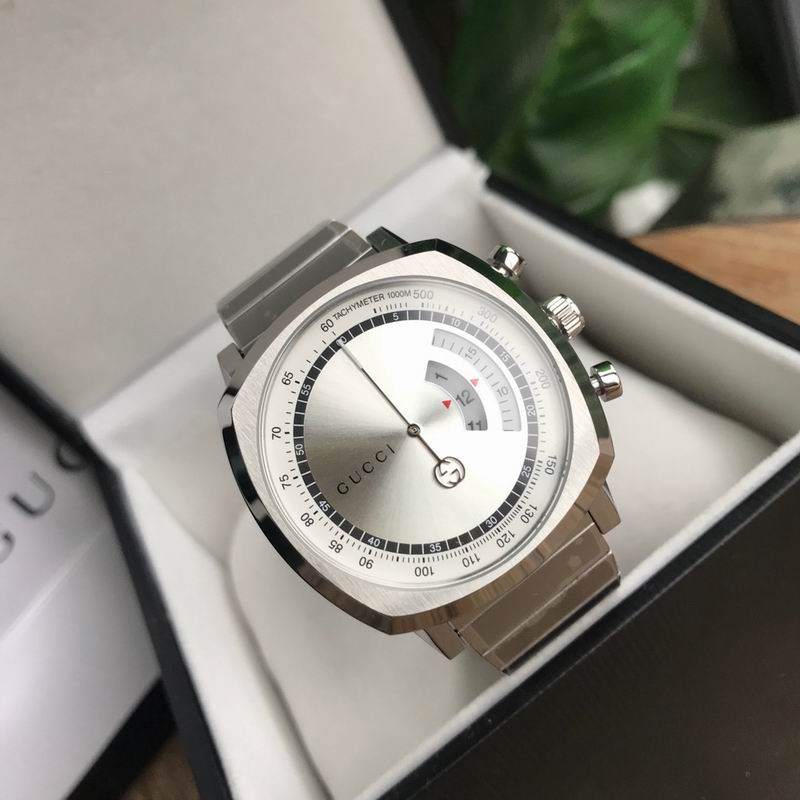 Gucci 40mm 42 (7)