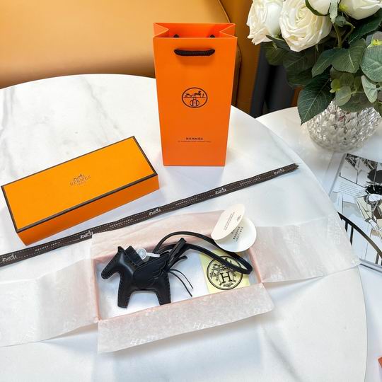 HERMES keyring 04lyh28 (10)