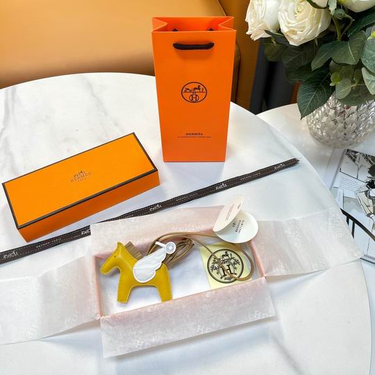 HERMES keyring 04lyh28 (19)