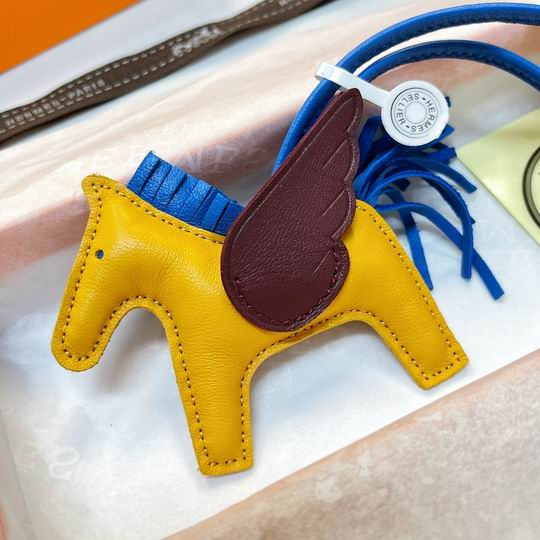 HERMES keyring 04lyh28 (8)