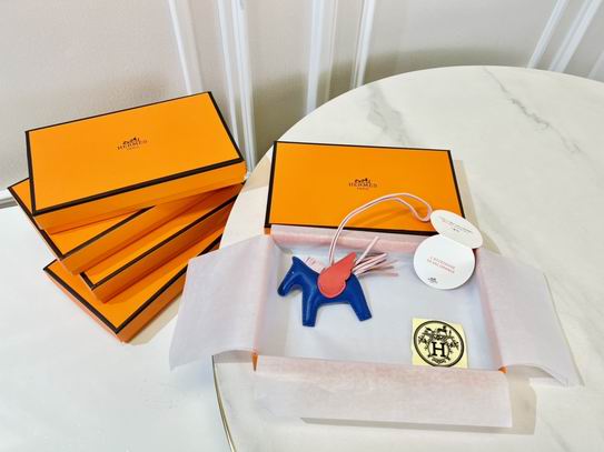 HERMES keyring 04lyh29 (1)