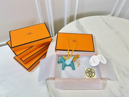 HERMES keyring 04lyh29 (13)