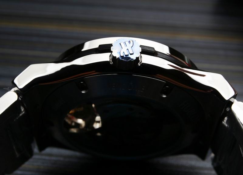 Hublot 44mm 09 (2)