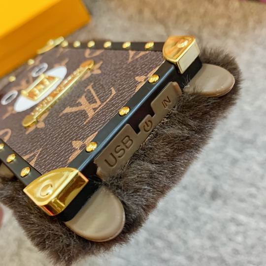 LV keyring 老花小熊 (5)