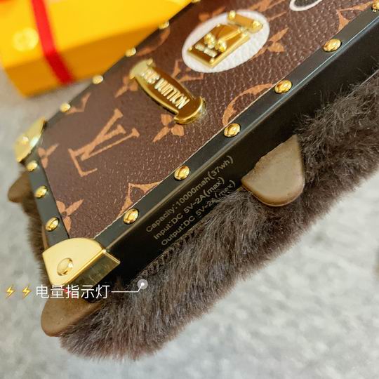 LV keyring 老花小熊 (6)