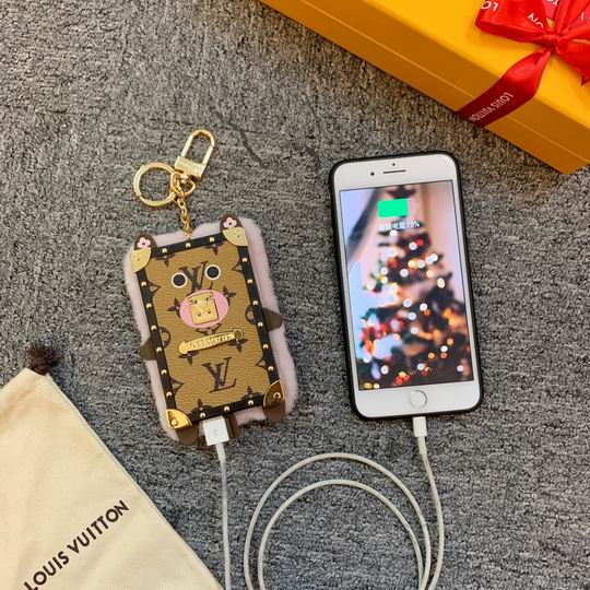 LV keyring 黄花小熊 (9)