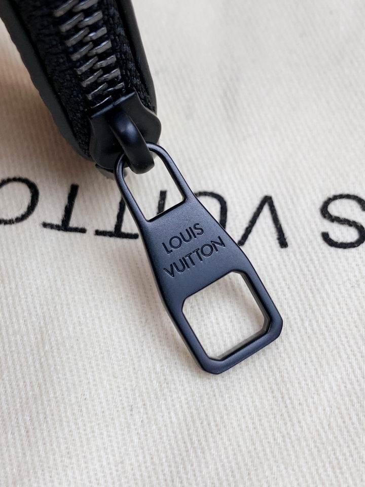 LV keyring  鸭子 (8)