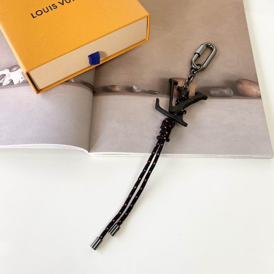 LV keyring 04lyh338 (10)