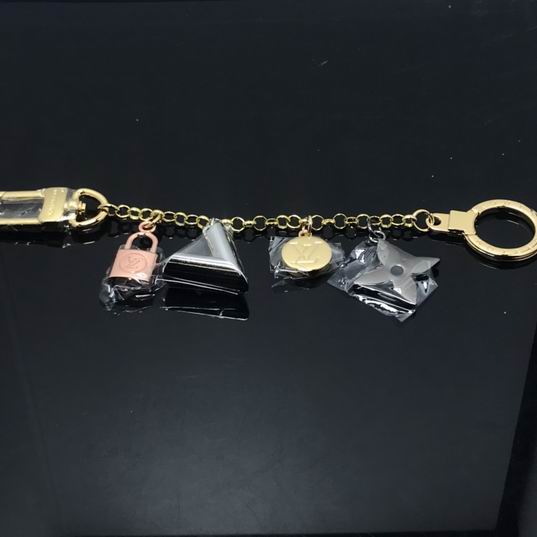 LV keyring 04lyh340 (1)