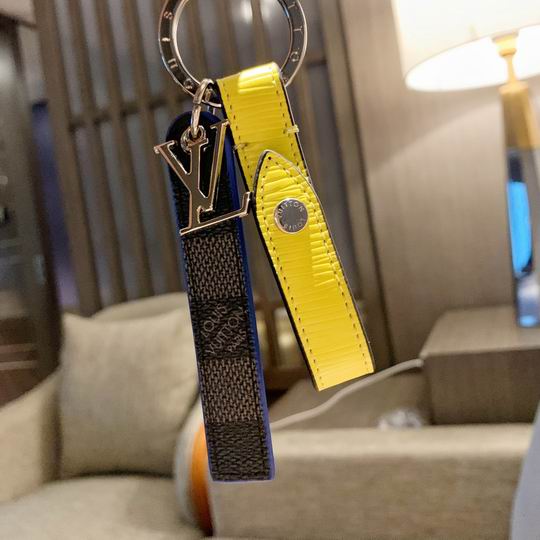 LV keyring 04lyh344  (7)
