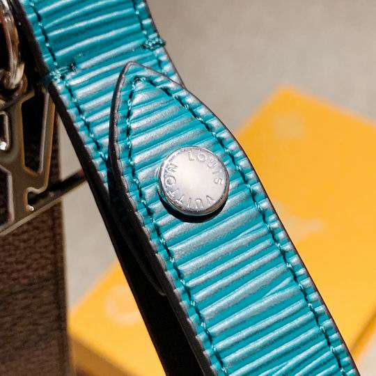 LV keyring 04lyh345 (4)