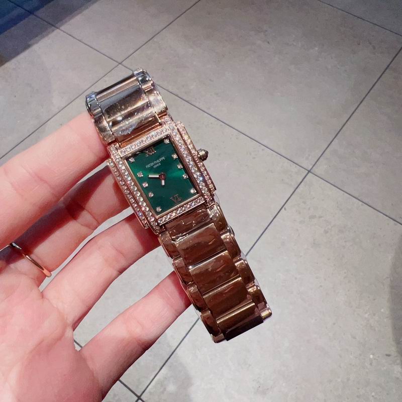 Patek Philippe 26.3mm 50 (4)