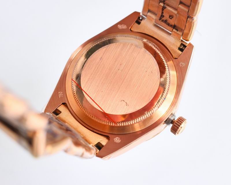 Rolex 40mm 09-day date (1)