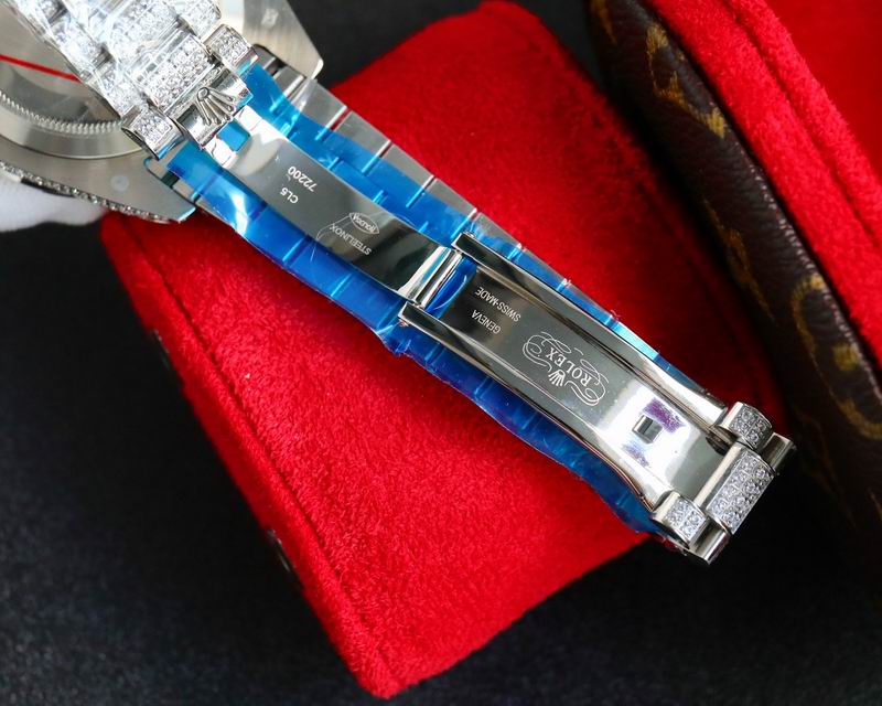 Rolex 42mm 08-Day date (1)