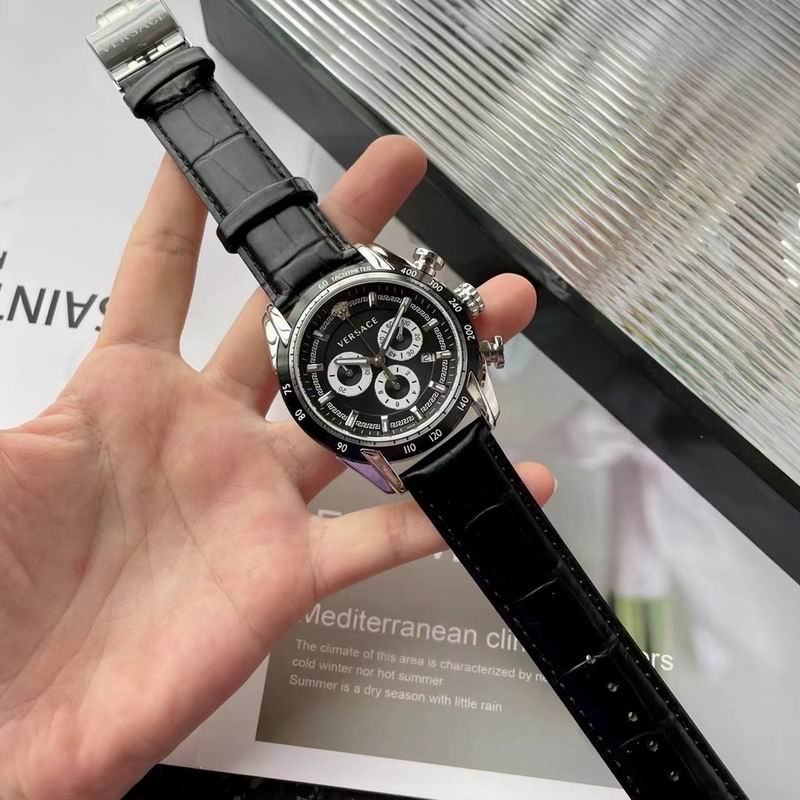 Versace 44mm 49 (45)