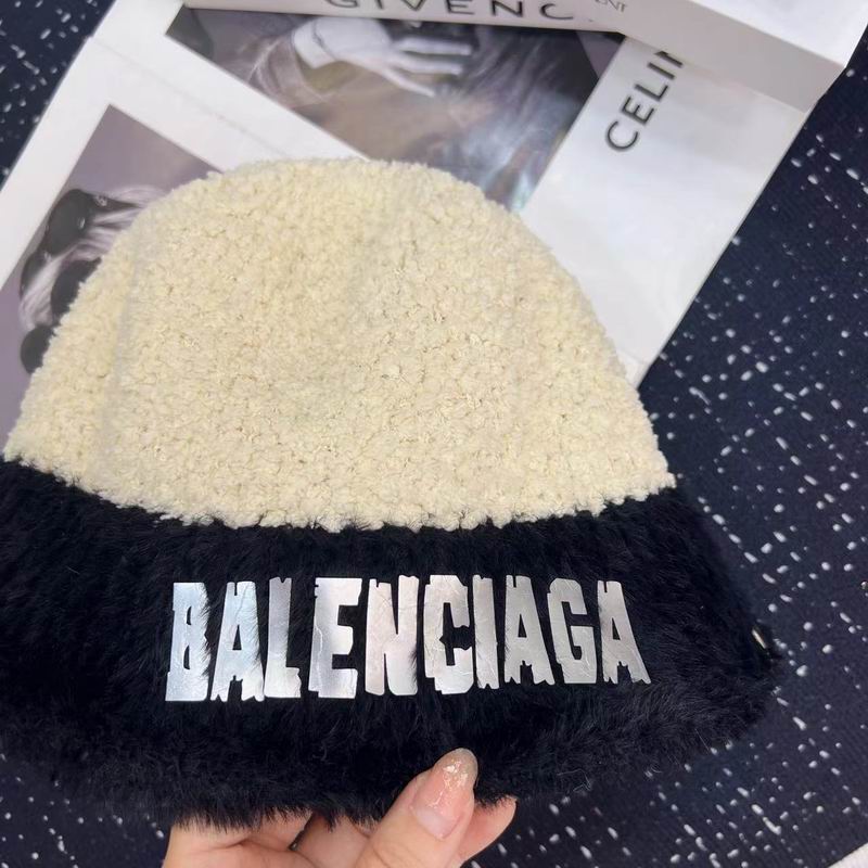 Balenciaga hat dx (2)