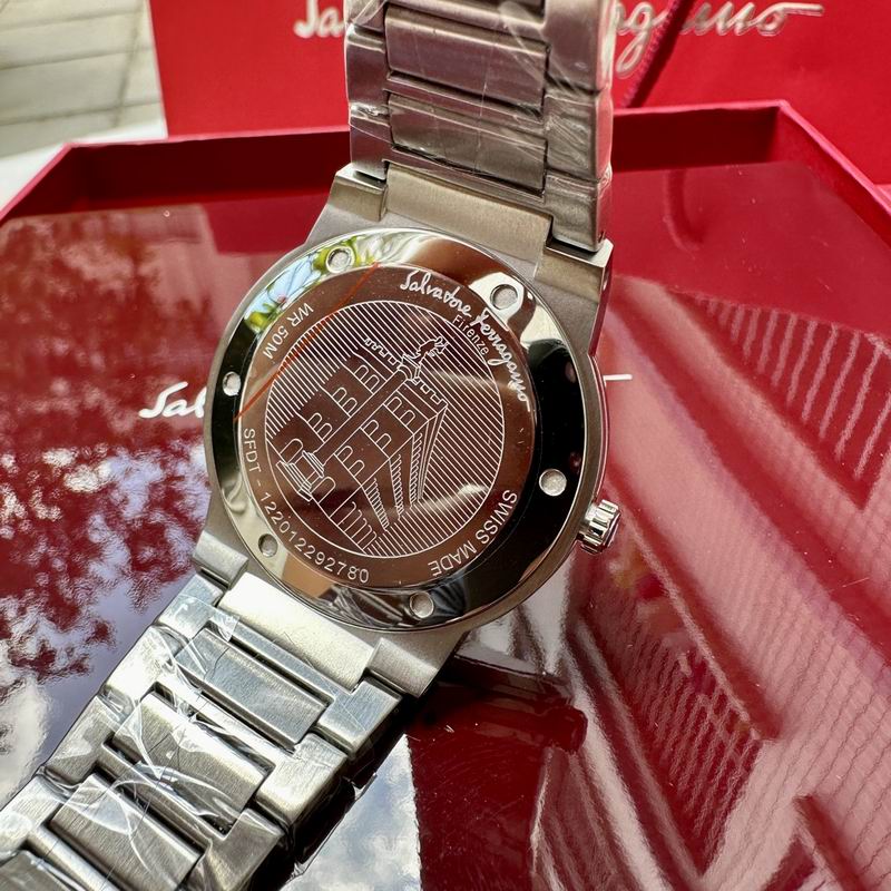 Ferragamo 41mm 50 (11)