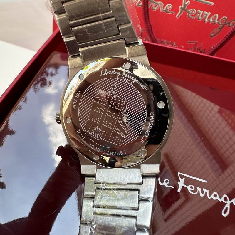 Ferragamo 41mm 50 (2)