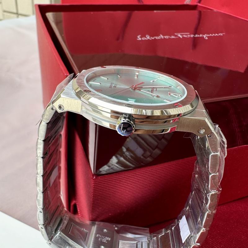 Ferragamo 41mm 50 (22)