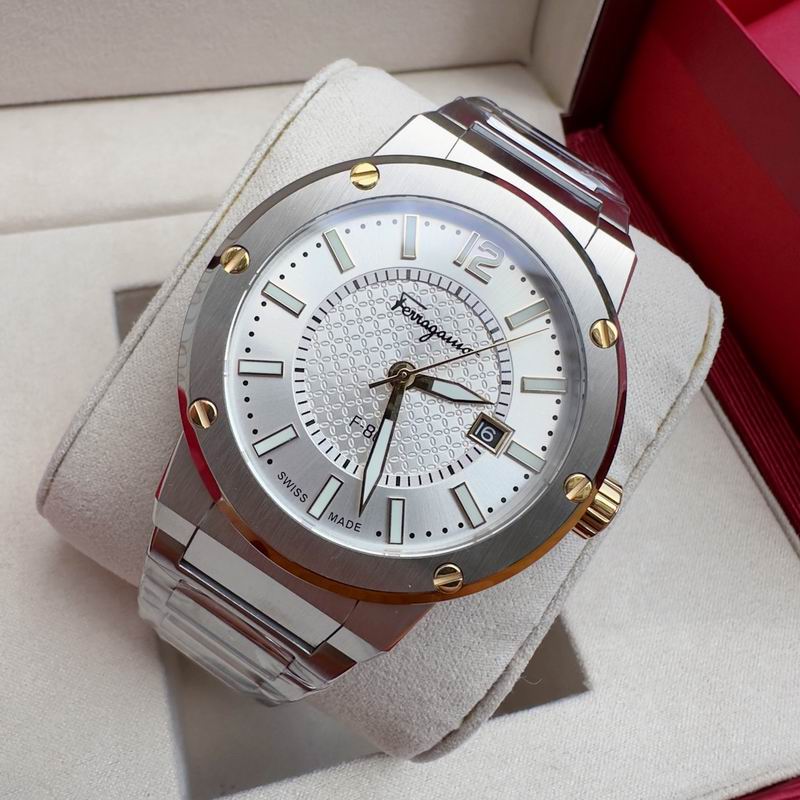 Ferragamo 43mm 24 (70)