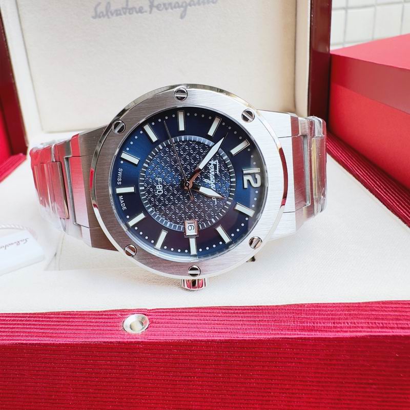 Ferragamo 43mm 24 (98)