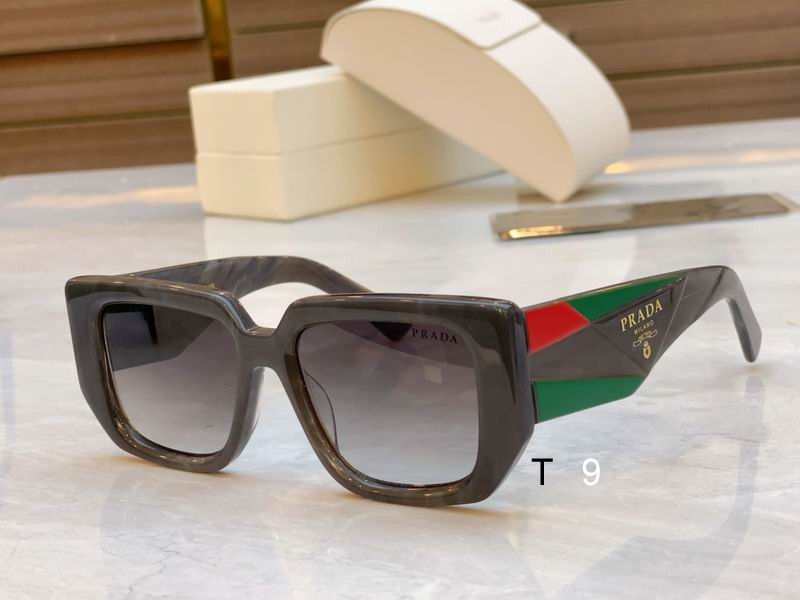 Prada PR132 64-18-145 H02
