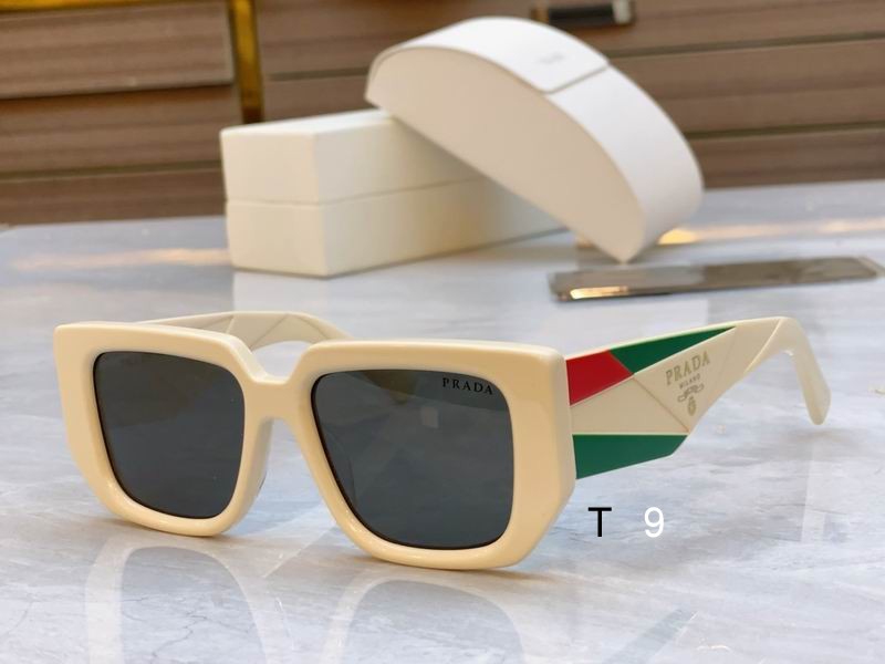 Prada PR132 64-18-145 H04