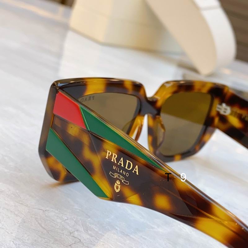Prada PR132 64-18-145 H08