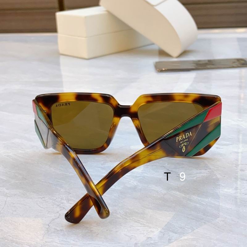 Prada PR132 64-18-145 H09