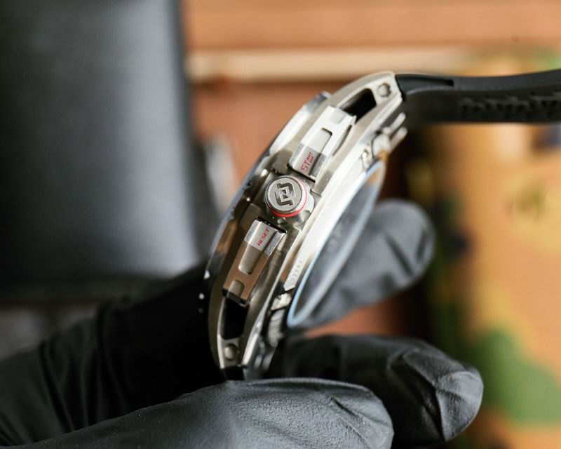 Roger Dubuis 46mm 10 (23)