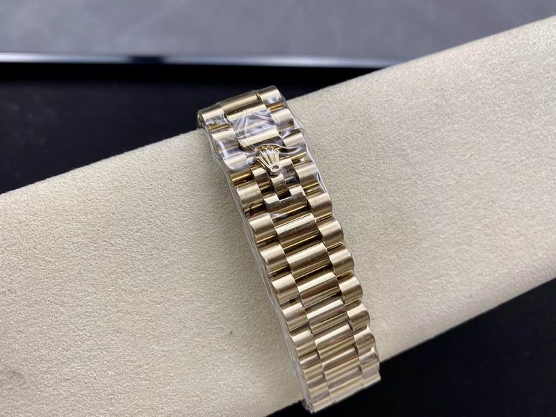 Rolex 36mm 07-Day Date (5)